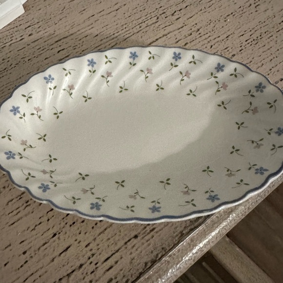 China: Johnson Brothers! Pattern “Melody”! 41 piece set! Never used! - Picture 4 of 5